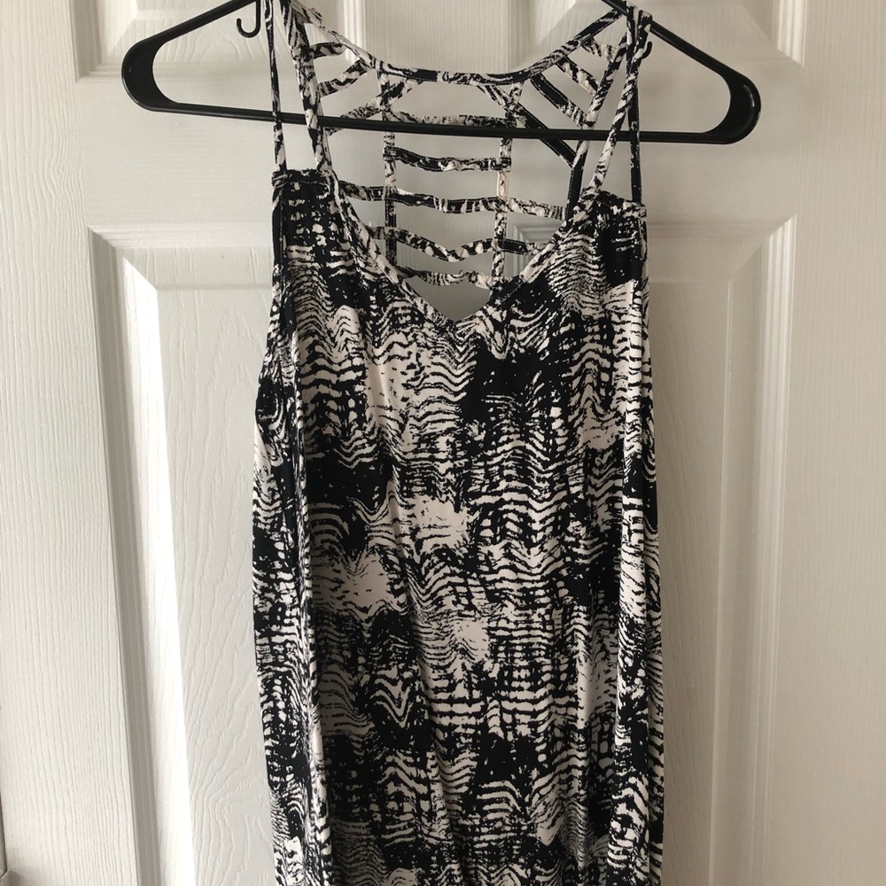 RVCA - Black and White Short Dress/ Long Shirt